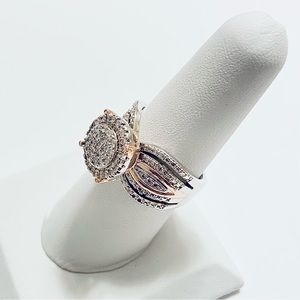 Round Cubic Zirconia Halo Fashion Ring